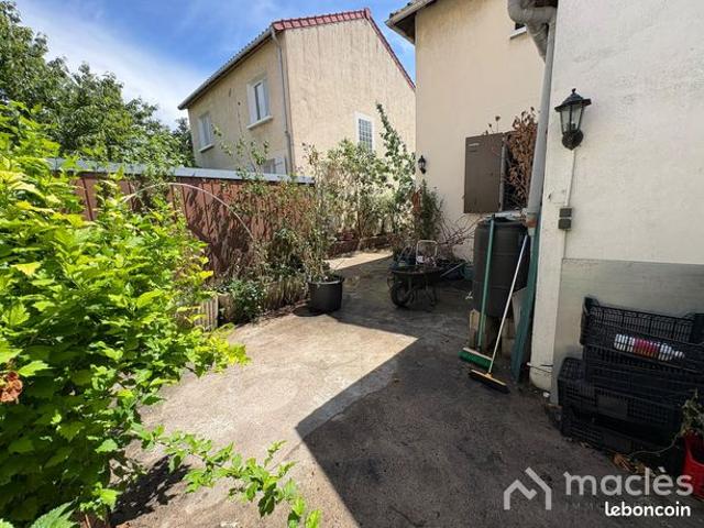 Maison 4 pièces 105 m²