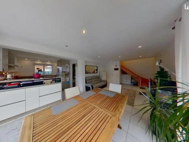 Maison 4 pièces 105 m²
