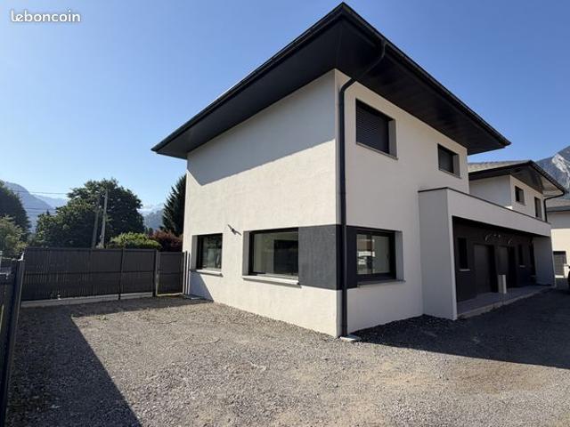 Maison 4 pièces 105 m²