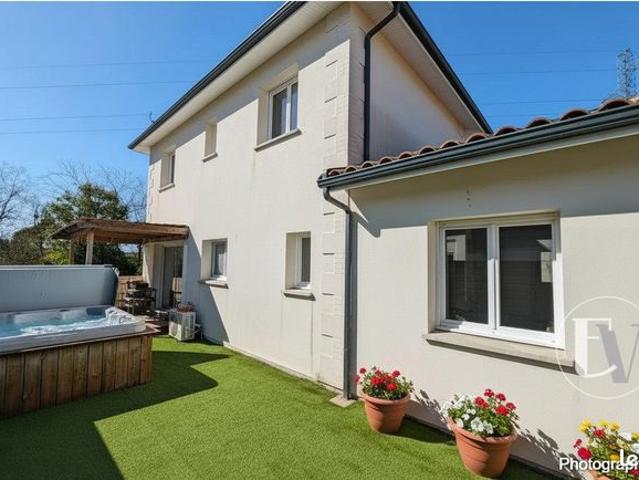 Maison 4 pièces 105 m²