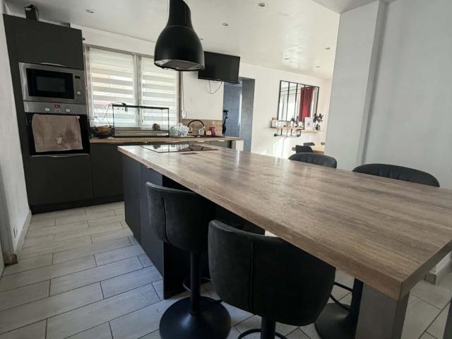 Maison 4 pièces 105 m²