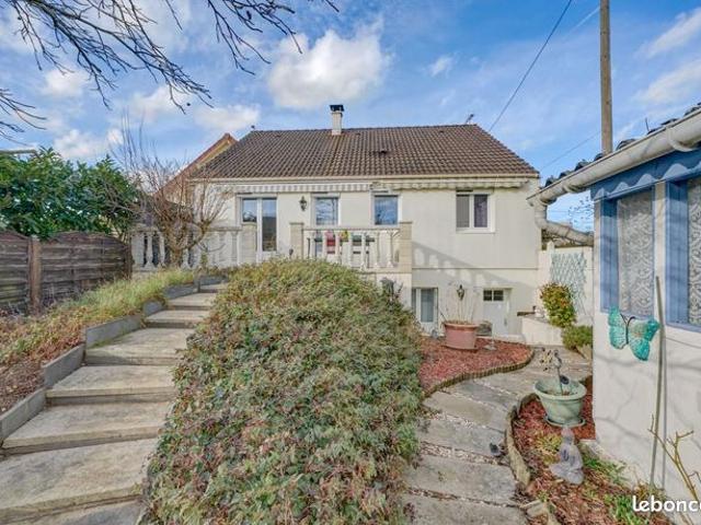 Maison 4 pièces 105 m²