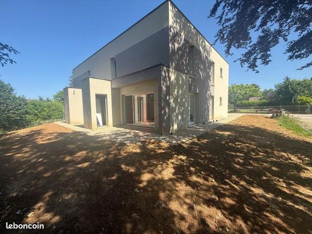 Maison 4 pièces 105 m²