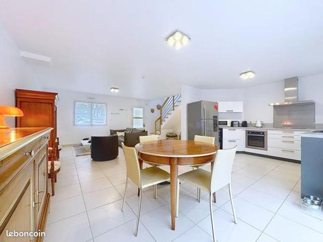 Maison 4 pièces 105 m²