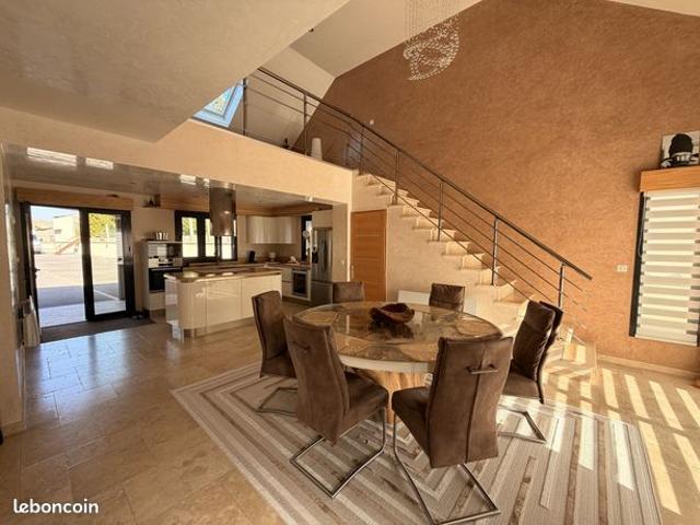 Maison 4 pièces 105 m²