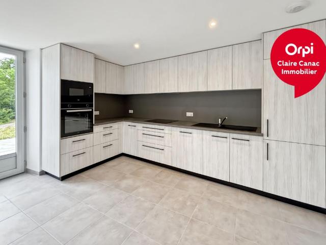 Maison 4 pièces, 105 m² à louer à Burlats 81100