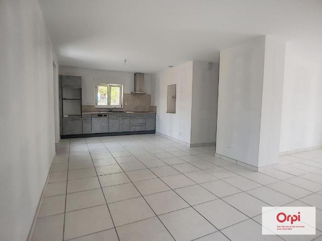 Maison 4 pièces, 105 m² à louer à Domérat 03410