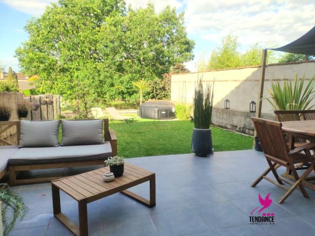 maison 4 pièces 105 m² avec jardin et parking