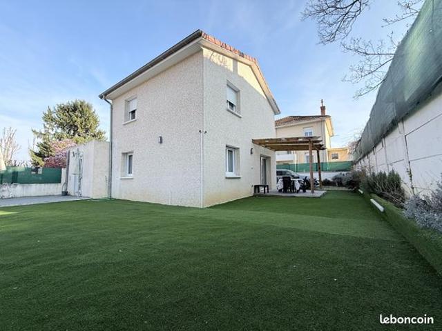 Maison 4 pièces 106 m²