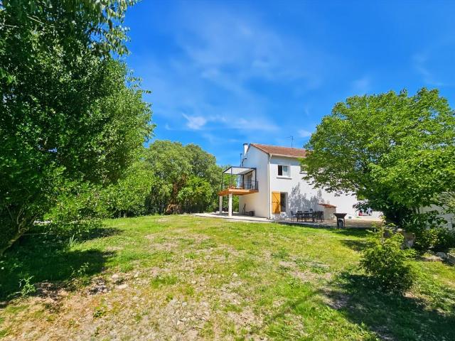 Maison 3 pièces 106 m²