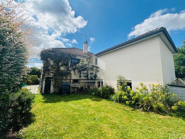 Maison 4 pièces 106 m²