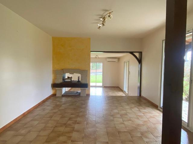Maison 4 pièces, 106 m² à louer à Aire sur l'Adour 40800