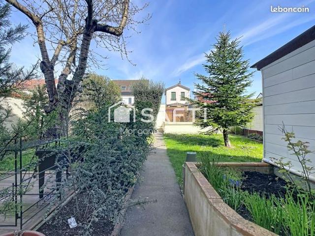 Maison 4 pièces 181 m²
