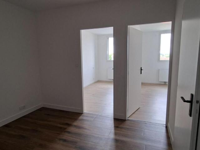 Maison 4 pièces, 108 m² à louer à Mouzillon 44330