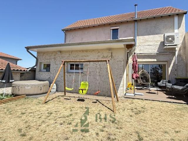 Maison 4 pièces 100 m²