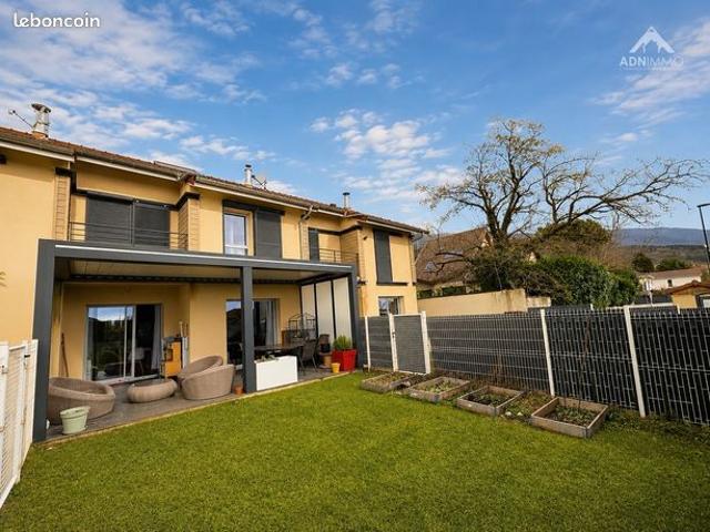Maison 4 pièces 100 m²