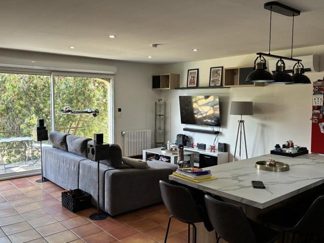 Maison 4 pièces, 100 m² à louer à Bassan 34290