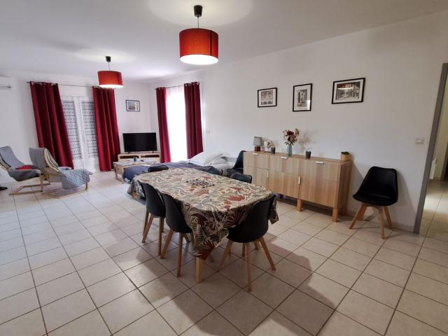 Maison 4 pièces, 100 m² à louer à Lézignan la Cèbe 34120