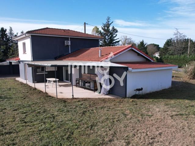 MAISON 4 pièces 101 m2 sur un terrain de 1670m2 terrasse gar