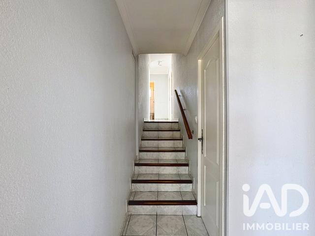 Maison 4 pièces, 101 m² à louer à Manduel 30129