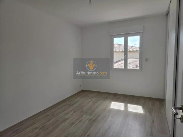 Maison 4 pièces, 101 m² à louer à Saint Paul Trois Châteaux 26130