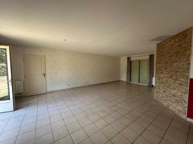 Maison 4 pièces, 101 m² à louer à Saint Victurnien 87420