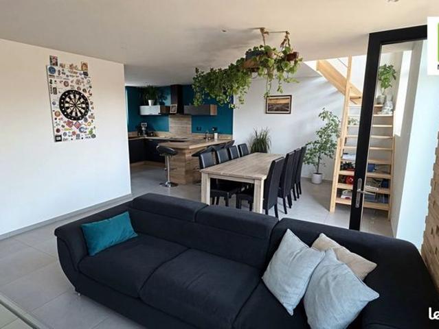 Maison 4 pièces 102 m²