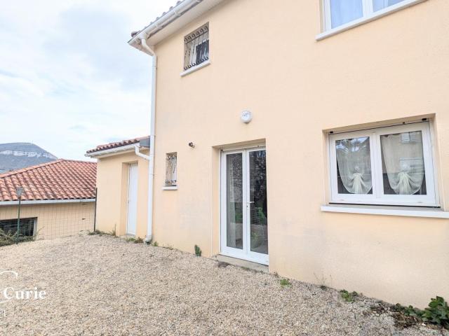 Maison 4 pièces 102 m²