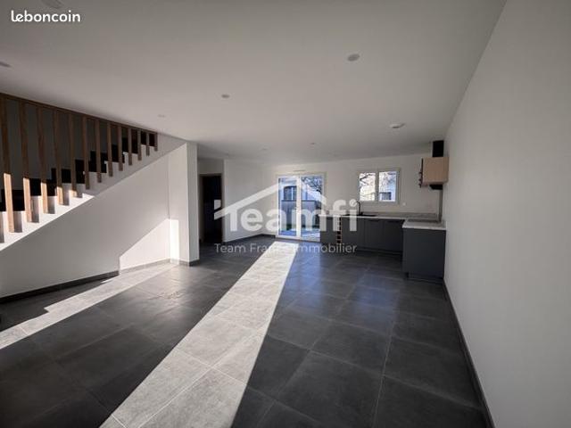 Maison 4 pièces 102 m²