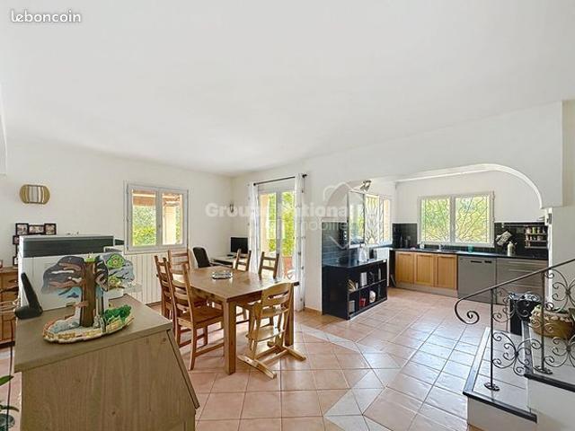 Maison 4 pièces 102 m²