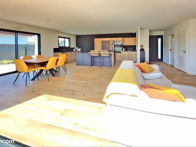 Maison 4 pièces 102 m²