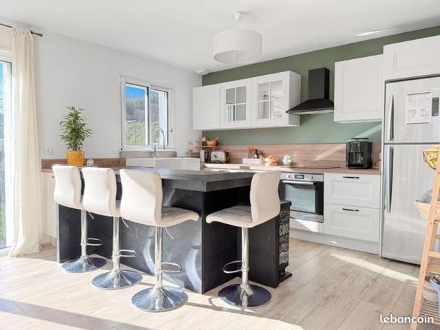 Maison 4 pièces 102 m²
