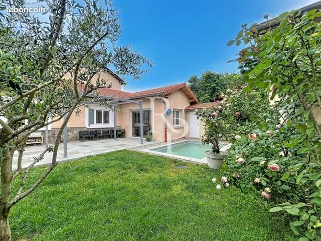 Maison 4 pièces 102 m²