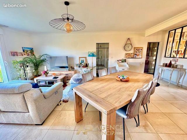 Maison 4 pièces 102 m²