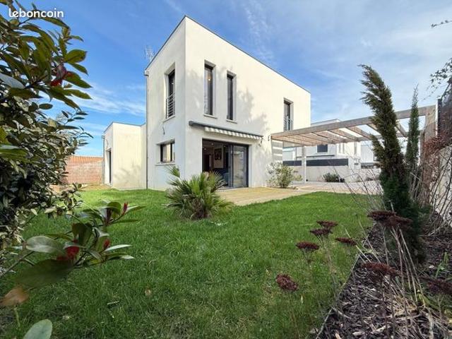 Maison 4 pièces 102 m²