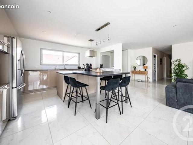 Maison 4 pièces 114 m²