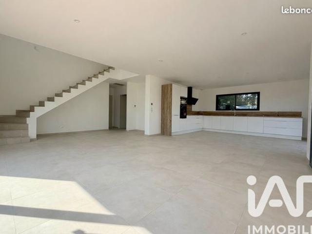 Maison 4 pièces 115 m²