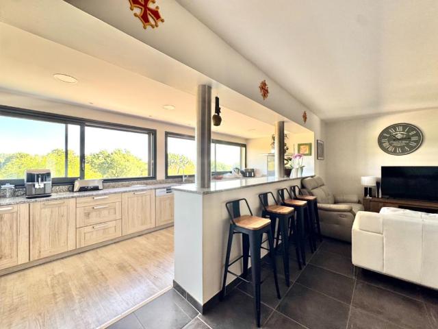 Maison 4 pièces / 117 m² / 259 000 EUR / SAINT GERMAIN DES PRES