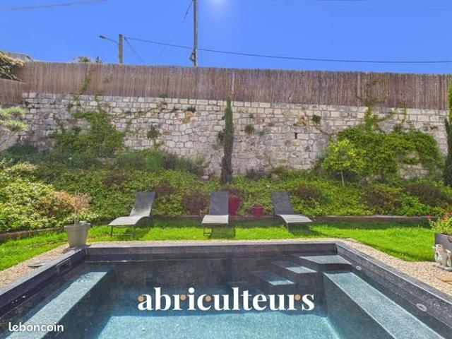 Maison 4 pièces 117 m²