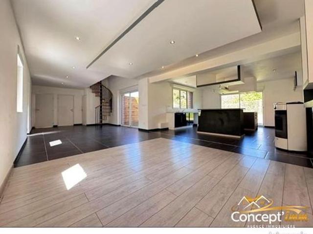 Maison 4 pièces 118 m²