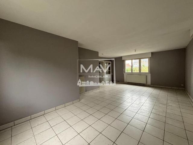 Maison 4 pièces, 118 m² à louer à Saint Omer 62500