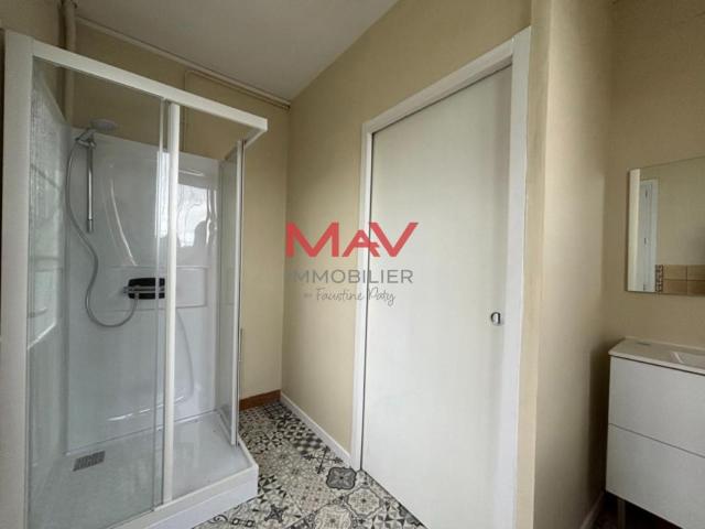 Maison 4 pièces, 118 m² à louer à Saint Omer 62500