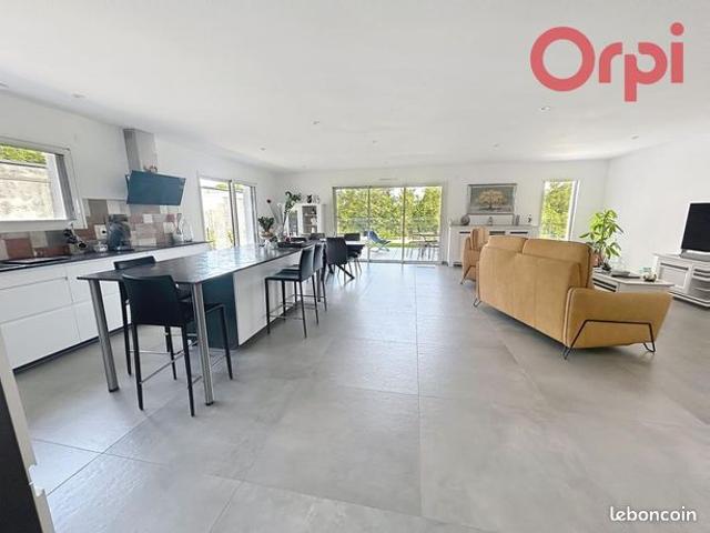Maison 4 pièces 119 m²