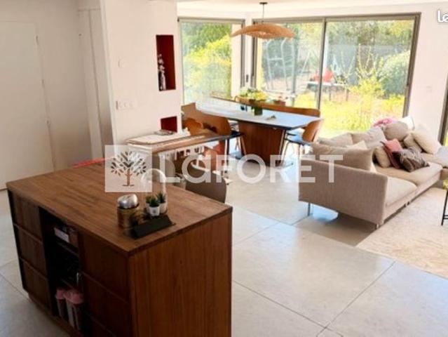 Maison 4 pièces 110 m²