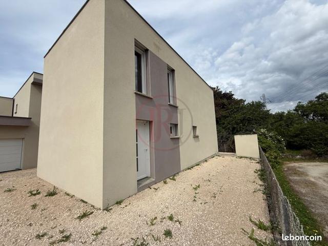 Maison 4 pièces 110 m²