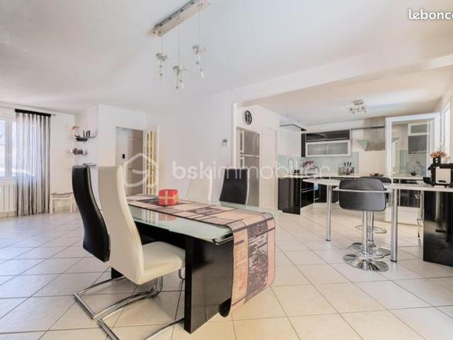 Maison 4 pièces 110 m²
