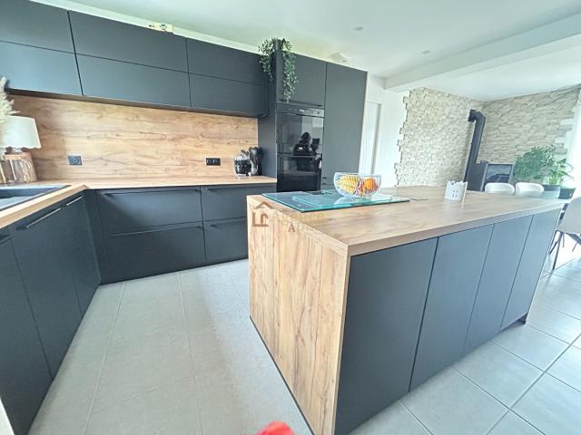 Maison 4 pièces 110 m²