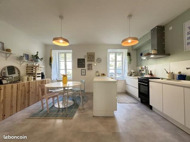 Appartement 4 pièces 111 m²
