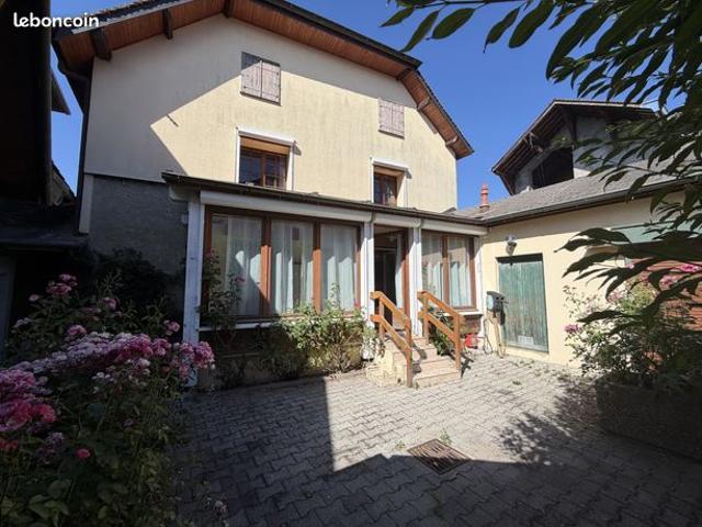 Maison 4 pièces 111 m²