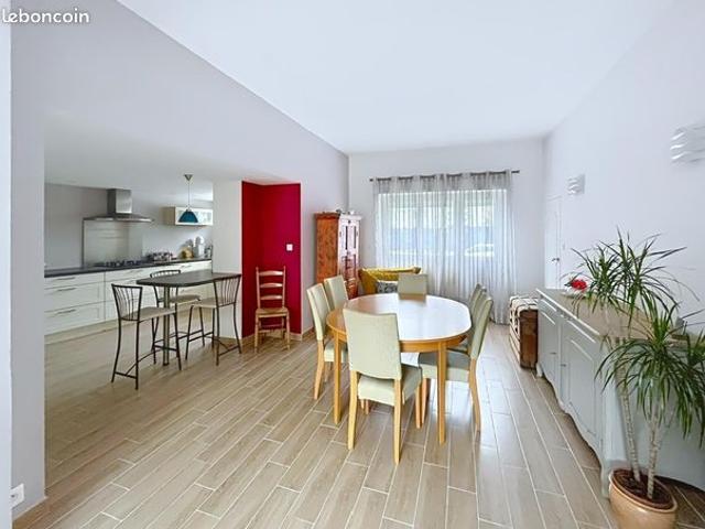 Maison 4 pièces 111 m²